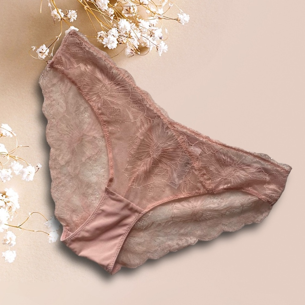 NWOT Lace Panties